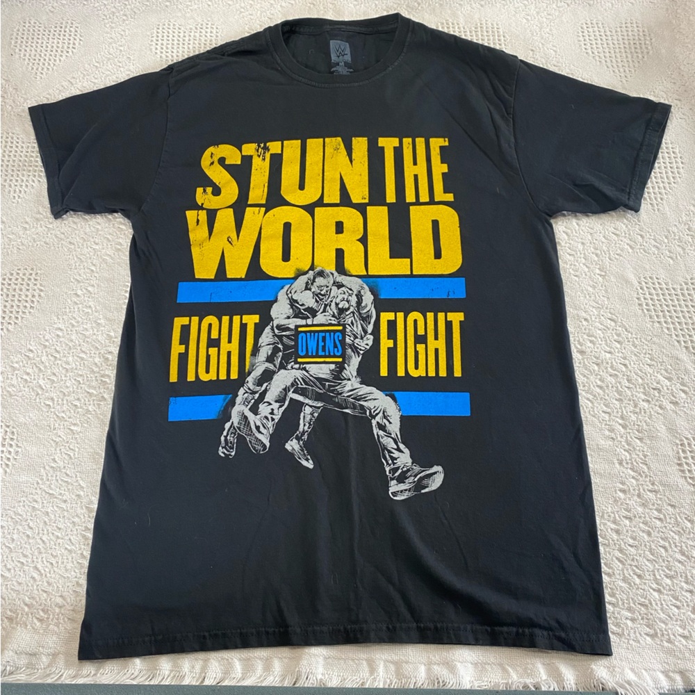 WWE Stun The World Graphic Shirt (M)